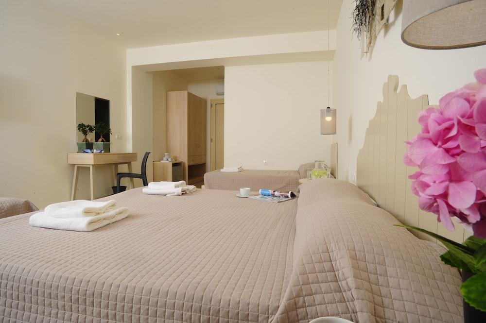 Maravel Star Art Hotel Adelianos Kampos Zewnętrze zdjęcie