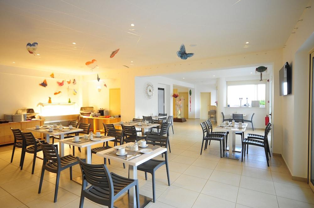 Maravel Star Art Hotel Adelianos Kampos Zewnętrze zdjęcie