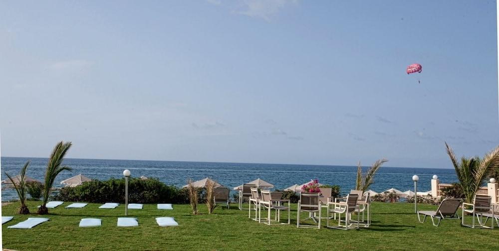 Maravel Star Art Hotel Adelianos Kampos Zewnętrze zdjęcie