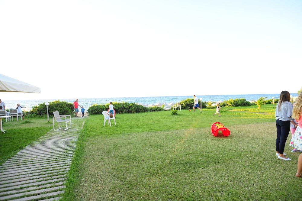 Maravel Star Art Hotel Adelianos Kampos Zewnętrze zdjęcie